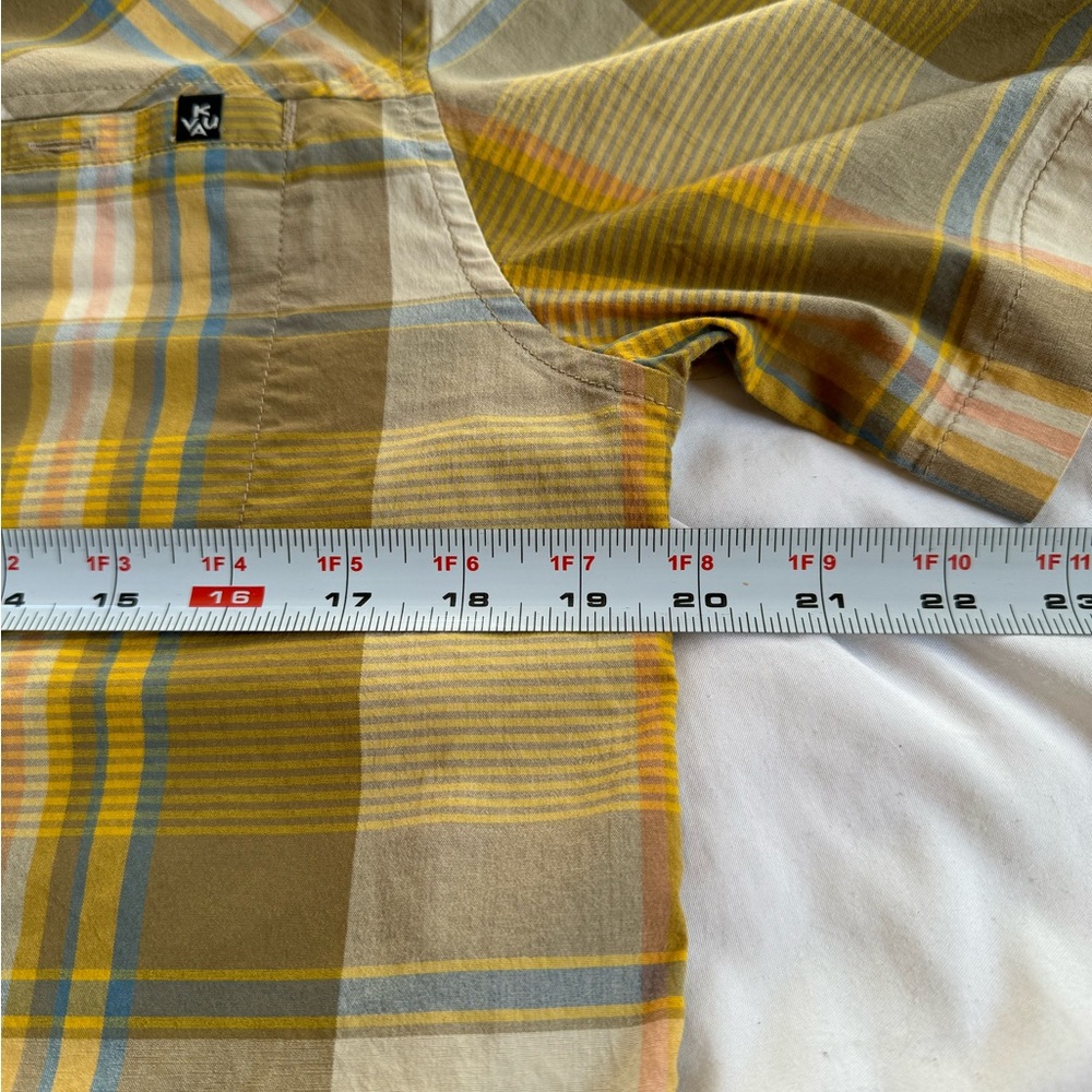 Kavu Men's Sun Shirt - Size M - EUC - Picture 4 of 5